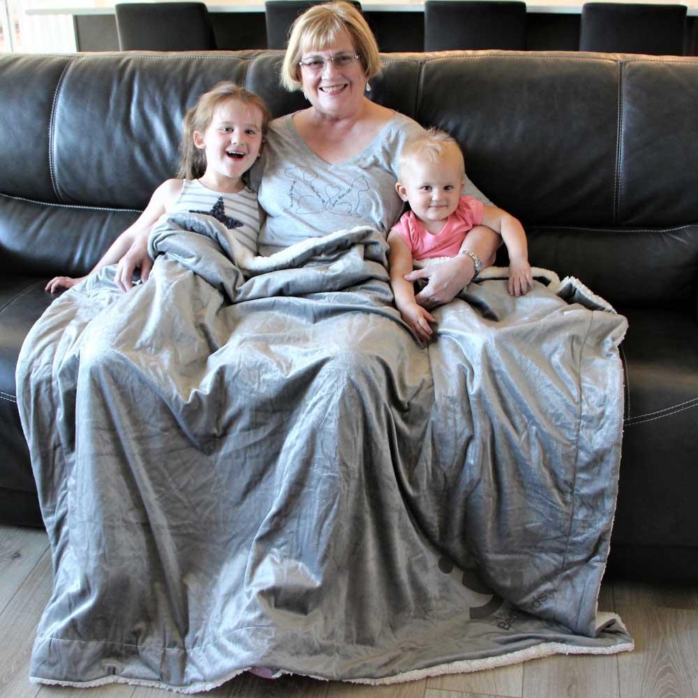 Luxe Sherpa Throw Blanket - Image 12